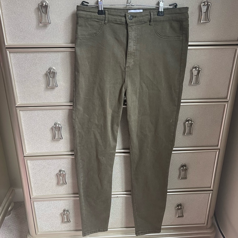 Zara | high-waisted green stretch jeans size 12